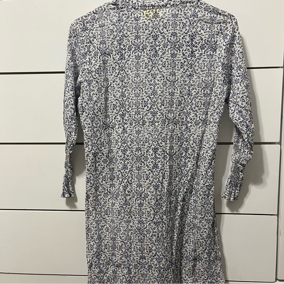 Roller Rabbit White & Blue Floral Dress - Picture 3 of 8